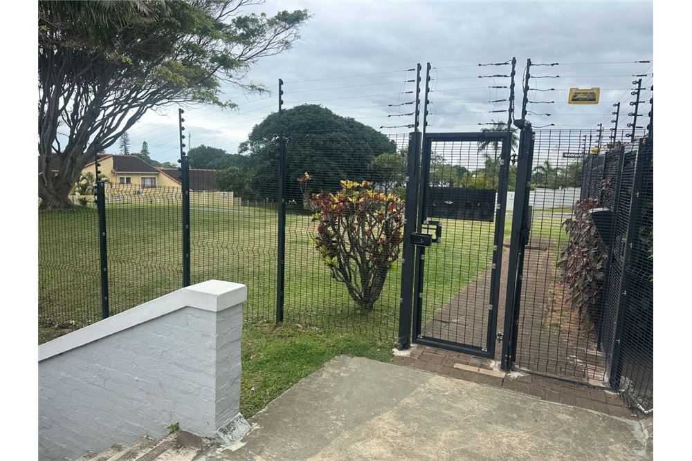 Residential - Townhouse - La Lucia, KwaZulu Natal - South Africa - 12 - 1031465013-91