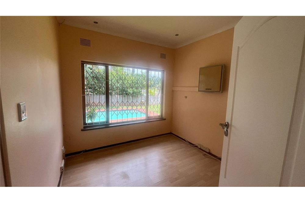 Residential - House - Glen hills, KwaZulu Natal - South Africa - 16 - 1031465129-26