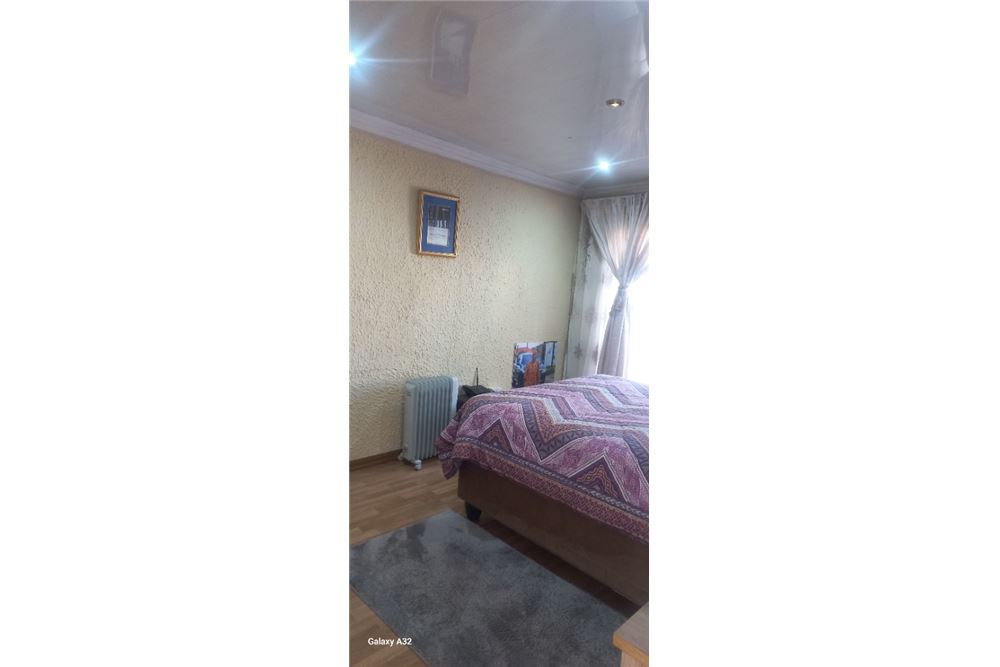 Residential - Αυτόνομη κατοικία - Protea Glen, Gauteng - South Africa - 16 - 1031421109-70