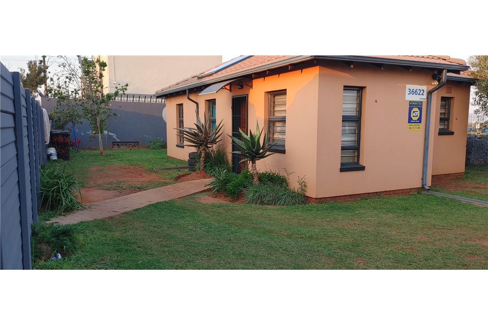 Residential - بيت مستقل - Protea Glen, Gauteng - South Africa - 2 - 1031421124-68