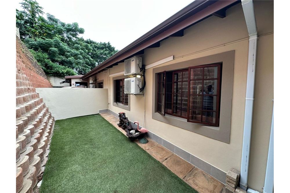 Residential - Townhouse - Durban North, KwaZulu Natal - South Africa - 14 - 1031465047-183