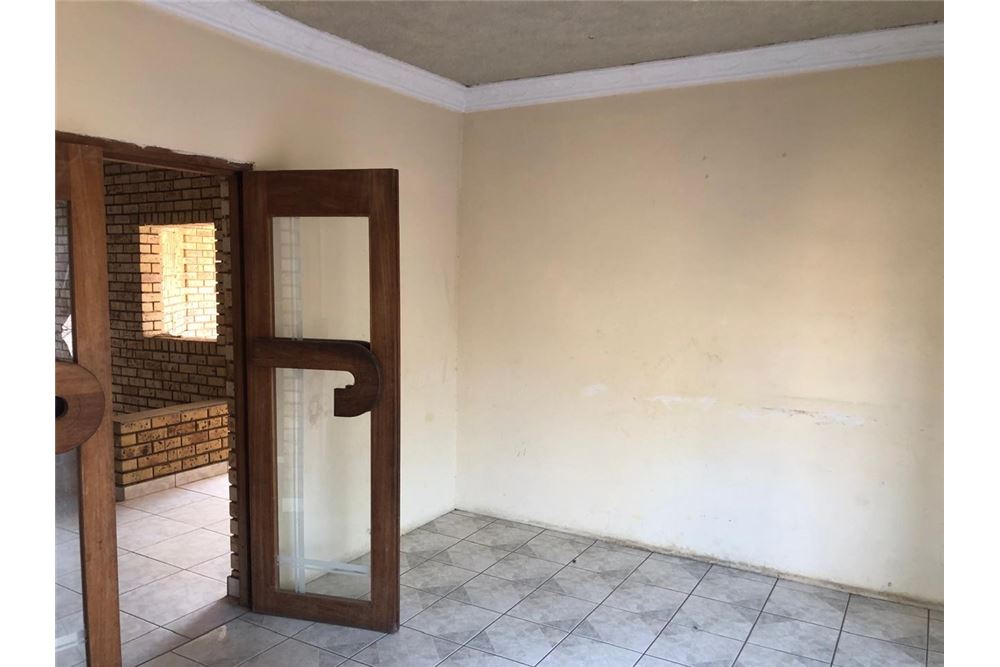 Residential - House - Mabopane, Gauteng - South Africa - 24 - 1031414106-218