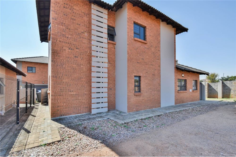 Residenziale - Case a schiera - Montana, Gauteng - South Africa - 6 - 1031414102-100