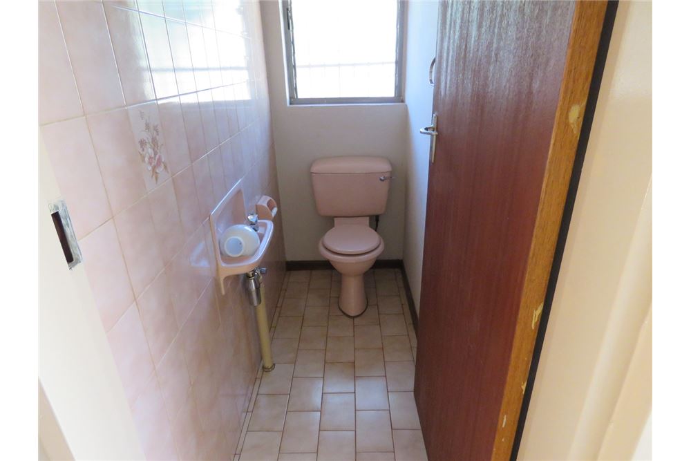 Residencial - Casa - Karenpark, Gauteng - South Africa - 44 - 1031414013-120