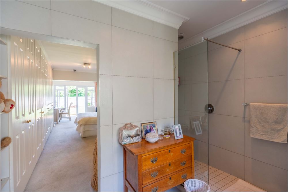 Residential - House - Umhlanga Rocks, KwaZulu Natal - South Africa - 43 - 1031465073-75