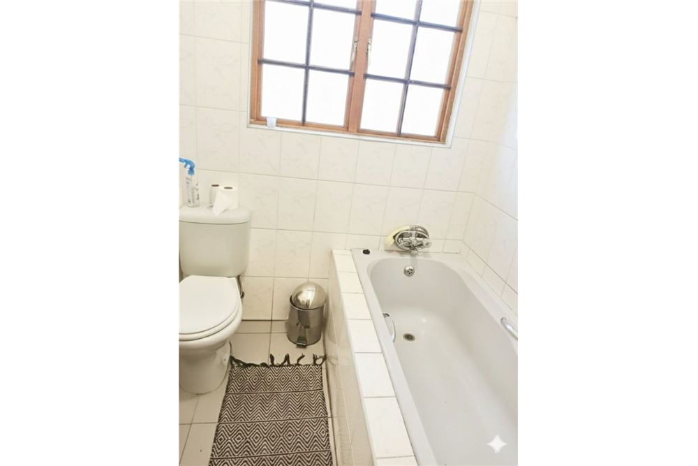 Residencial - Casa - Eersterust, Gauteng - South Africa - 12 - 1031414137-47