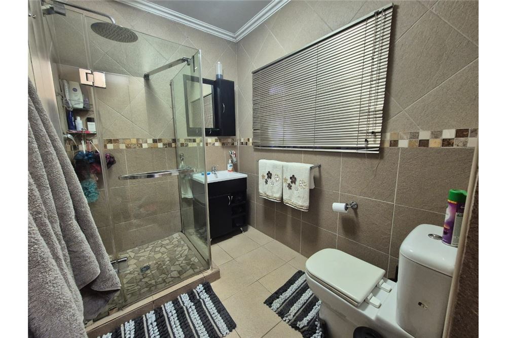 Rezidencijalno - Kuća  - Culemborg Park, Gauteng - South Africa - 14 - 1031444172-30