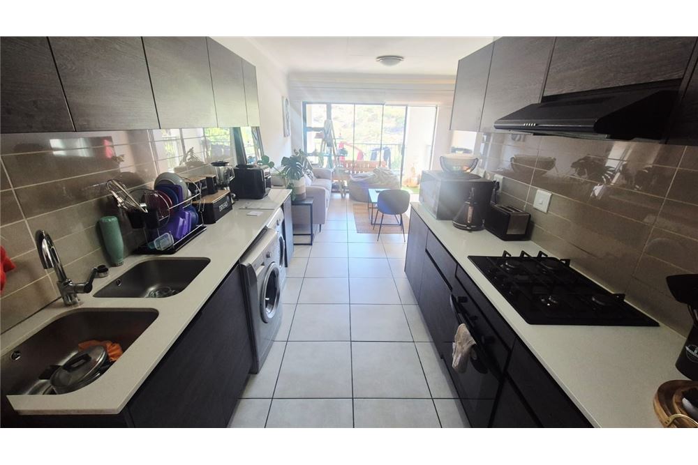 Residential - Rivitalo - Oakdene, Gauteng - South Africa - 4 - 1031421068-174