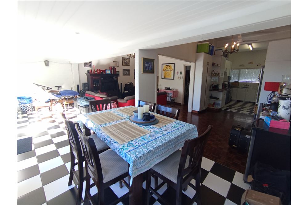 Dzīvojamais - Pilsētas savrupmāja - Bulwer, KwaZulu Natal - South Africa - 14 - 1031389007-102