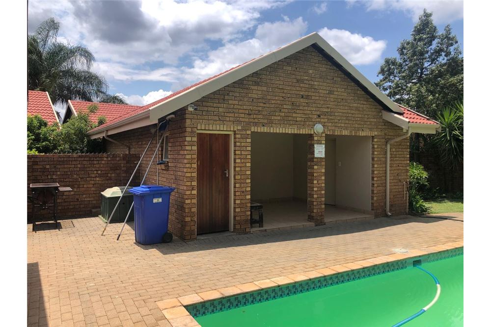 Residencial - Adosado - Montana, Gauteng - South Africa - 37 - 1031414050-120