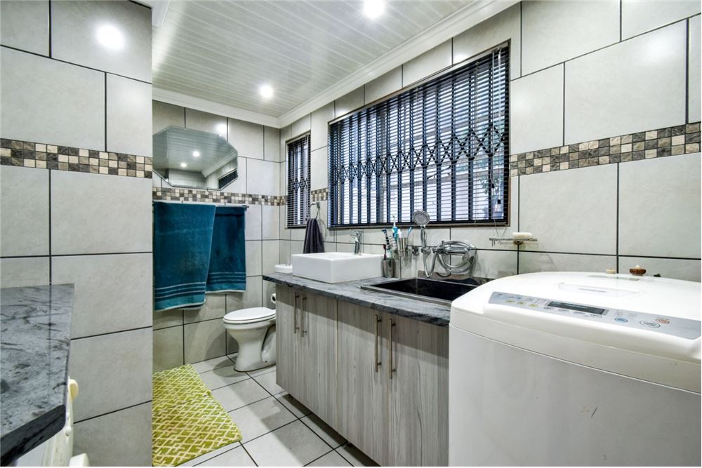 Residencial - Casa - Pretoria North, Gauteng - South Africa - 25 - 1031414001-144