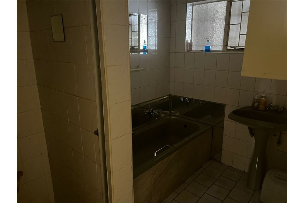 Commercio - Commerciale/Negozi - Sinoville, Gauteng - South Africa - 23 - 1031414142-54