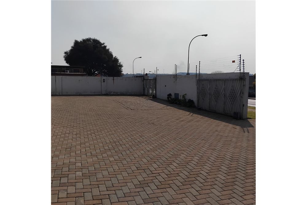 تجاري  - تجاري/بالمفرق - Dinwiddie, Gauteng - South Africa - 8 - 1031421085-62