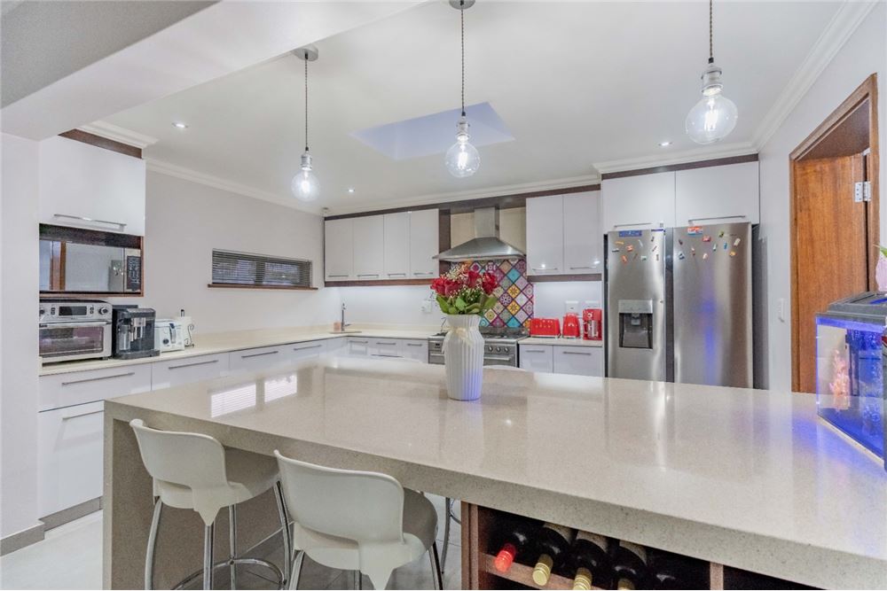 Residential - House - Umhlanga Rocks, KwaZulu Natal - South Africa - 21 - 1031465022-876