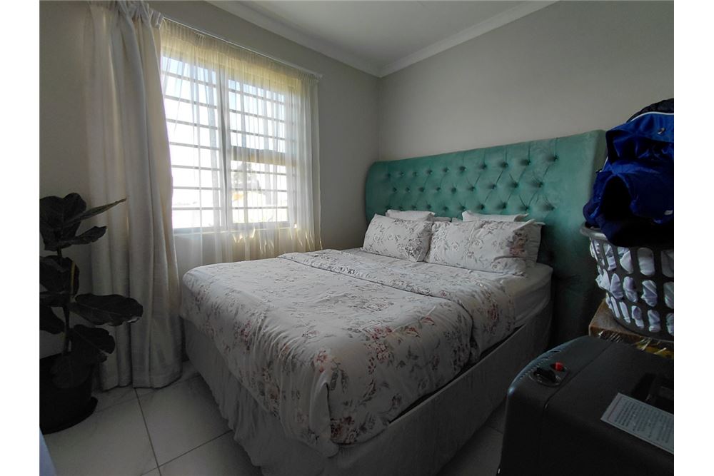 Residential - Hus - Delmore Park, Gauteng - South Africa - 13 - 1031422074-69