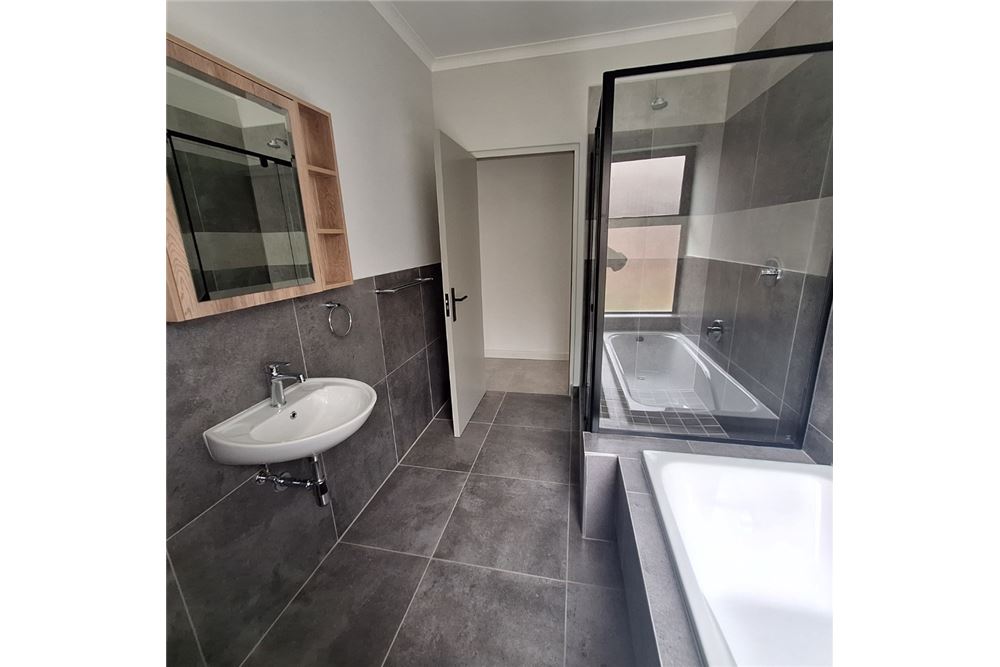 Residential - Condo/Apartment - WESTBROOK, KwaZulu Natal - South Africa - 14 - 1031465137-3