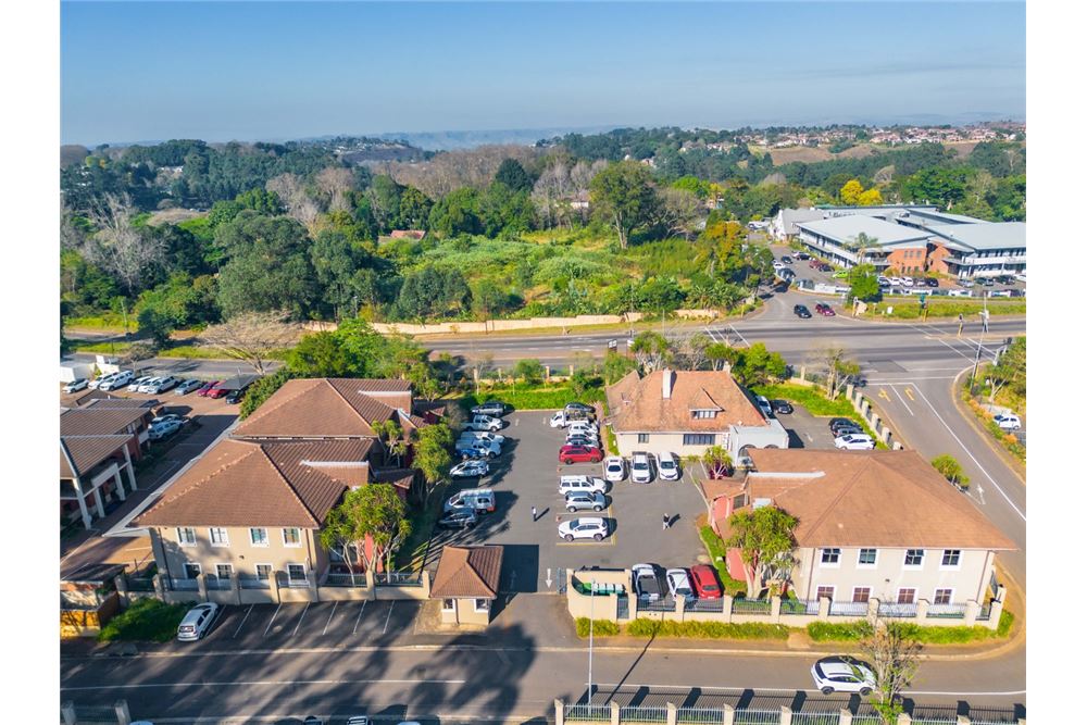 Surface commerciale - Bureau - Hillcrest Central, KwaZulu Natal - South Africa - 24 - 1031391055-53