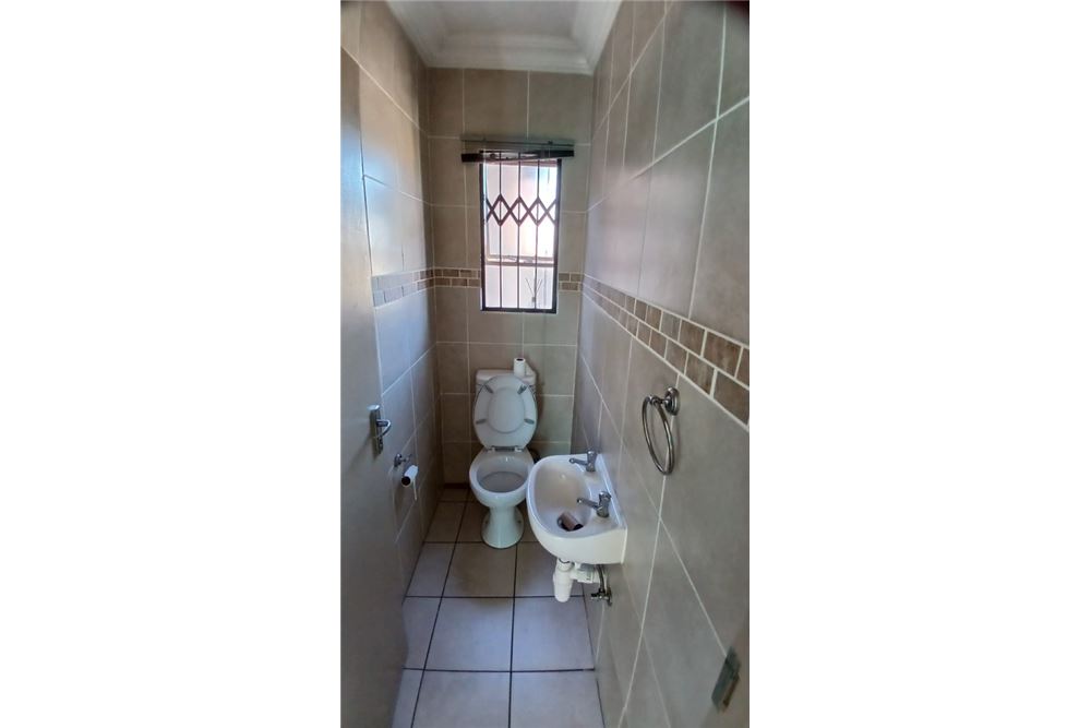 Residencial - Adosado - Annlin, Gauteng - South Africa - 21 - 1031414116-91