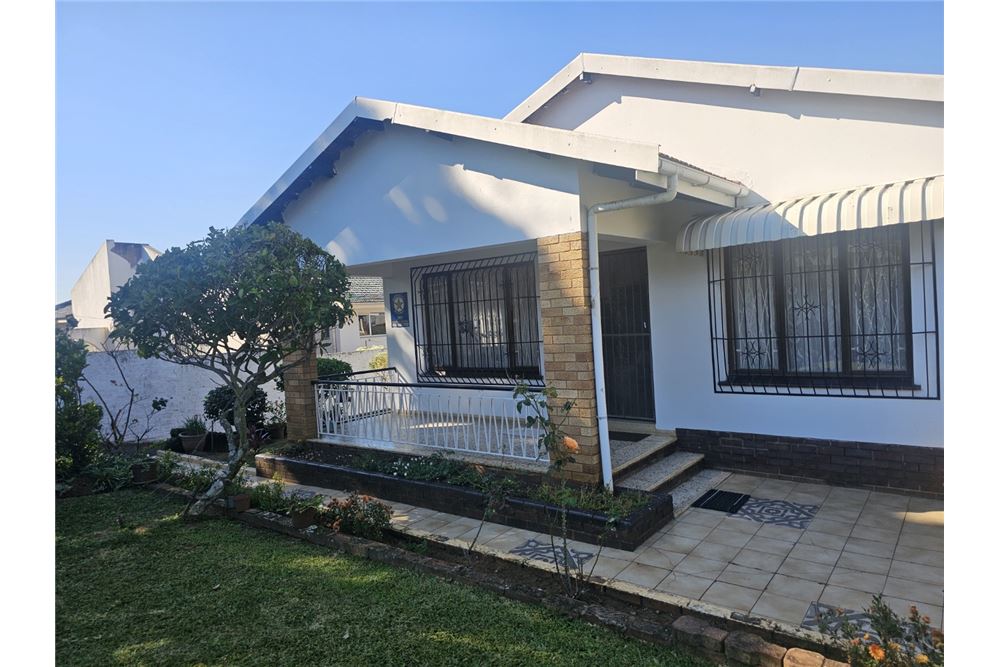 Residential - ਅਲੱਗ ਥਲੱਗ ਬਣਿਆ ਹੋਇਆ ਘਰ - Greenwood Park, KwaZulu Natal - South Africa - 2 - 1031465025-211