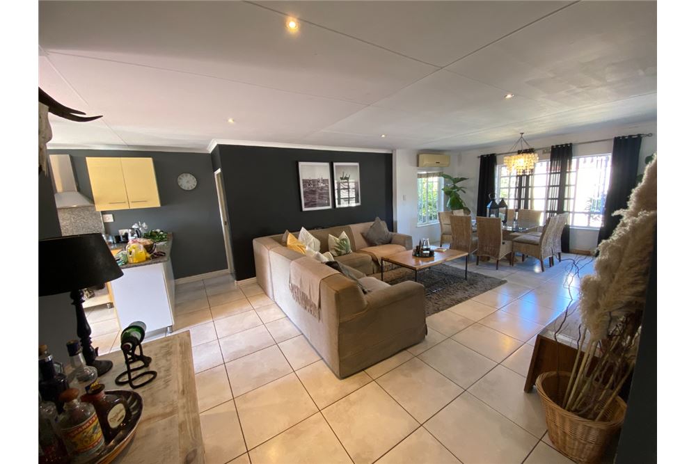 Residential - Townhouse - Mount Edgecombe, KwaZulu Natal - South Africa - 9 - 1031465093-33