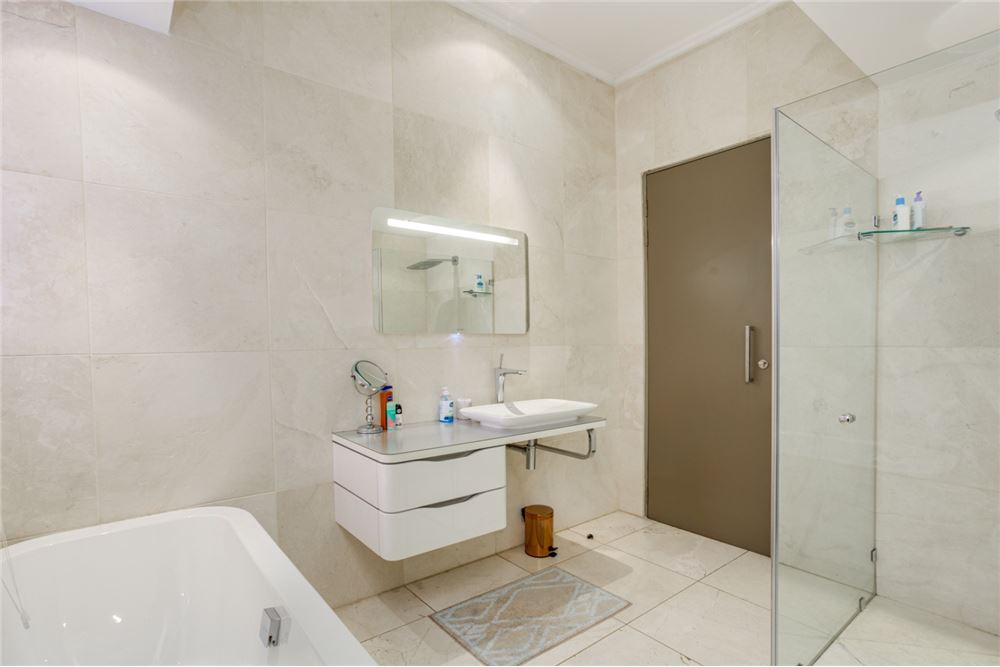 Residential - हाउस - Bryanston, Gauteng - South Africa - 31 - 1031444163-31