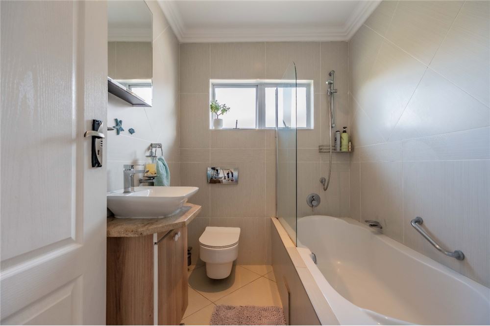 Residential - House - La Mercy, KwaZulu Natal - South Africa - 27 - 1031465089-331