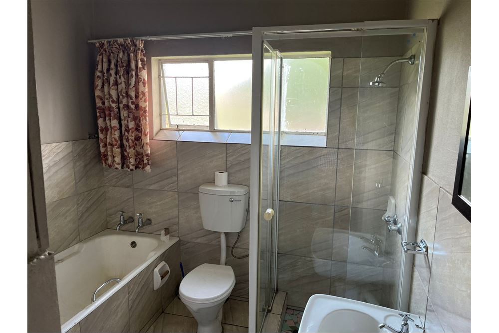 Residencial - Casa - Hatfield, Gauteng - South Africa - 11 - 1031414137-17