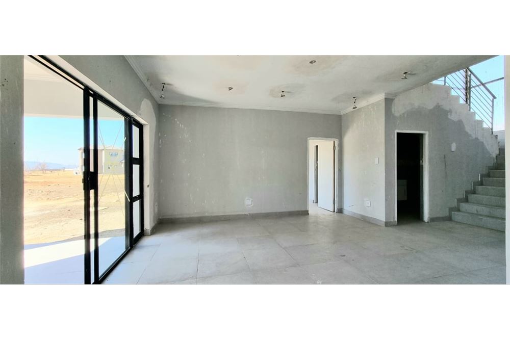 Gyvenamasis - Namas - Everglades Estate, North West - South Africa - 7 - 1031416049-44