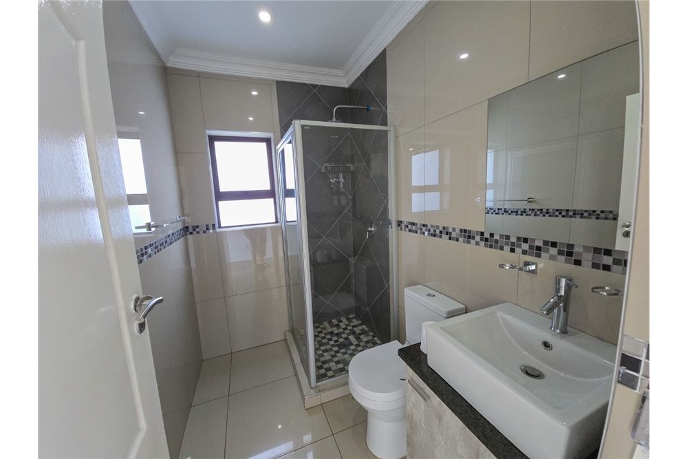 Residential - House - Zambezi Manor Lifestyle Estate, Gauteng - South Africa - 16 - 1031414140-48