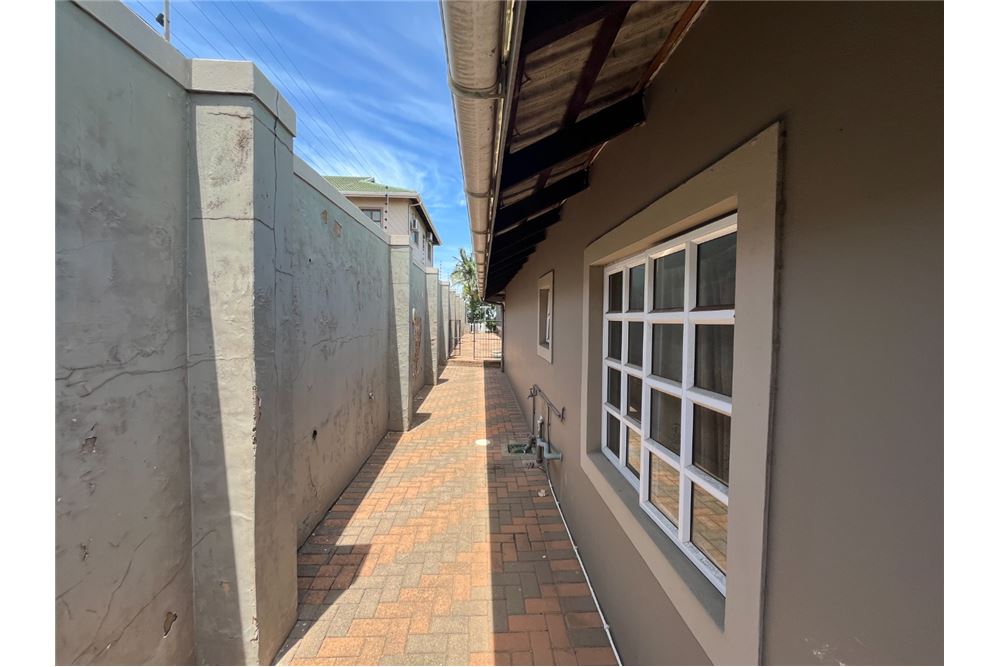 Elamine - Eramu - Sunningdale, KwaZulu Natal - South Africa - 38 - 1031465025-201