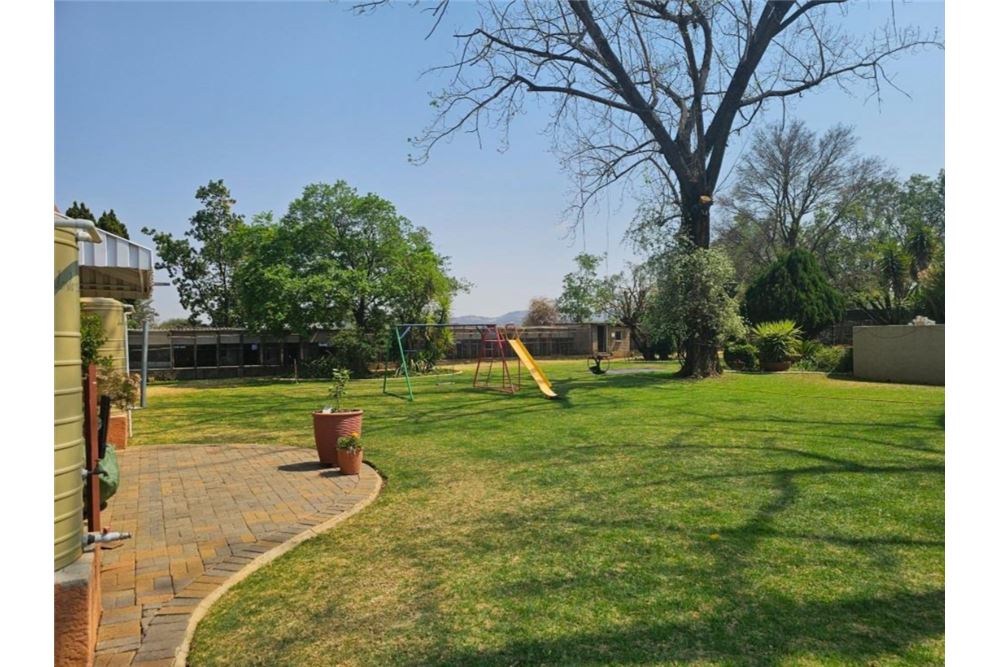 Residential - Hiša večstanovanjska - Rispark, Gauteng - South Africa - 19 - 1031421159-15