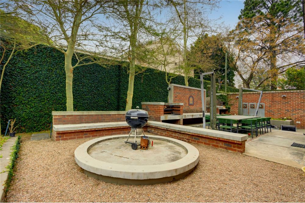 Residential - हाउस - Bryanston, Gauteng - South Africa - 6 - 1031444163-31