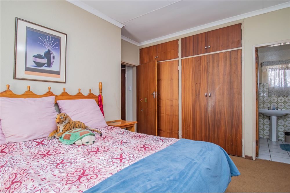 Rezidential - Case/Vile - Ifafi, North West - South Africa - 17 - 1031416001-610