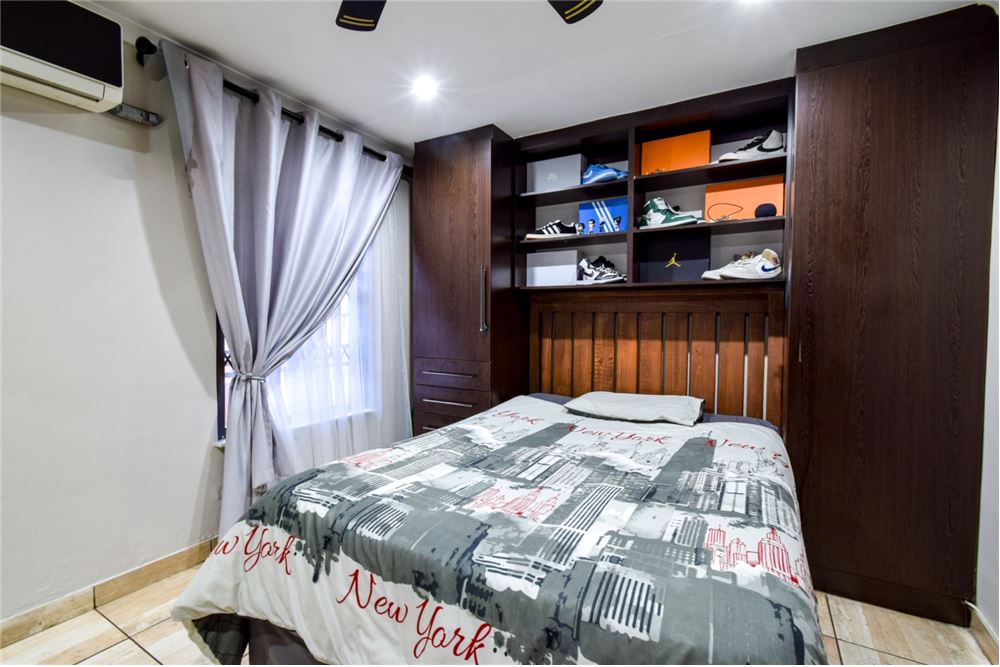 Residencial - Casa - Pretoria North, Gauteng - South Africa - 26 - 1031414001-144