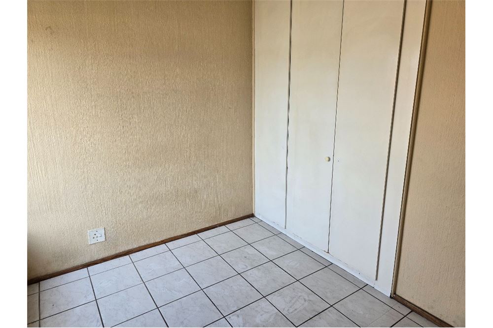 Gyvenamasis - Butas - Alberton North, Gauteng - South Africa - 13 - 1031421002-264