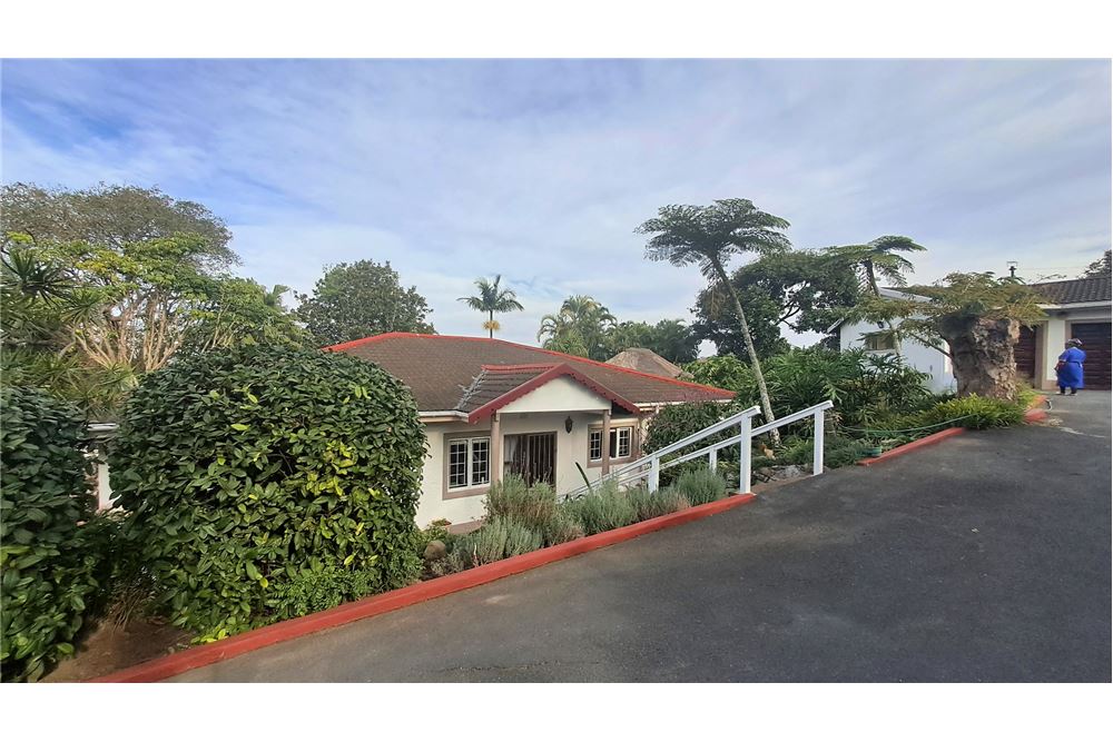 Residencial - Casa - St Michaels On Sea, KwaZulu Natal - South Africa - 37 - 1031394053-221