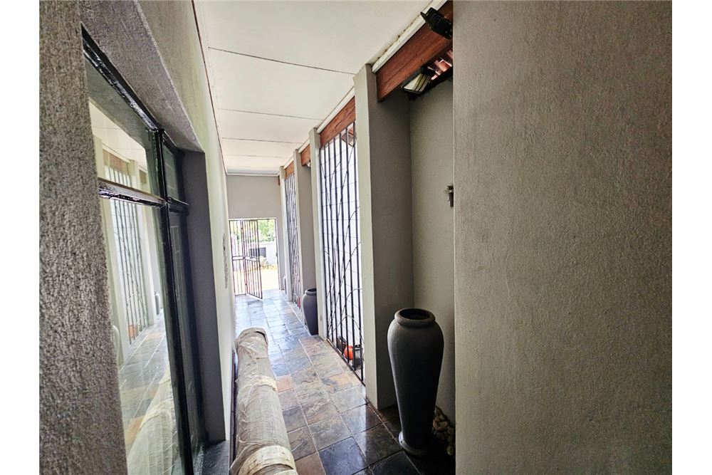 Residential - Αυτόνομη κατοικία - Rooihuiskraal, Gauteng - South Africa - 20 - 1031393046-415