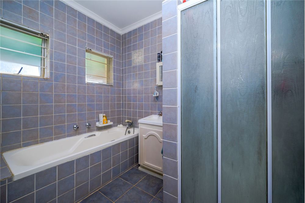 Residential - House - Durban North, KwaZulu Natal - South Africa - 18 - 1031465071-59