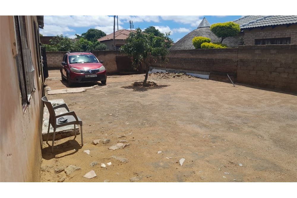 Residential - House - Soshanguve X, Gauteng - South Africa - 9 - 1031414015-771