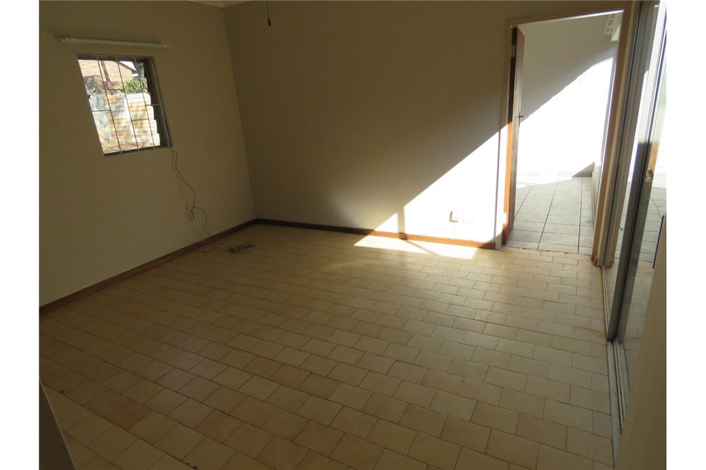Residencial - Casa - Karenpark, Gauteng - South Africa - 17 - 1031414013-120