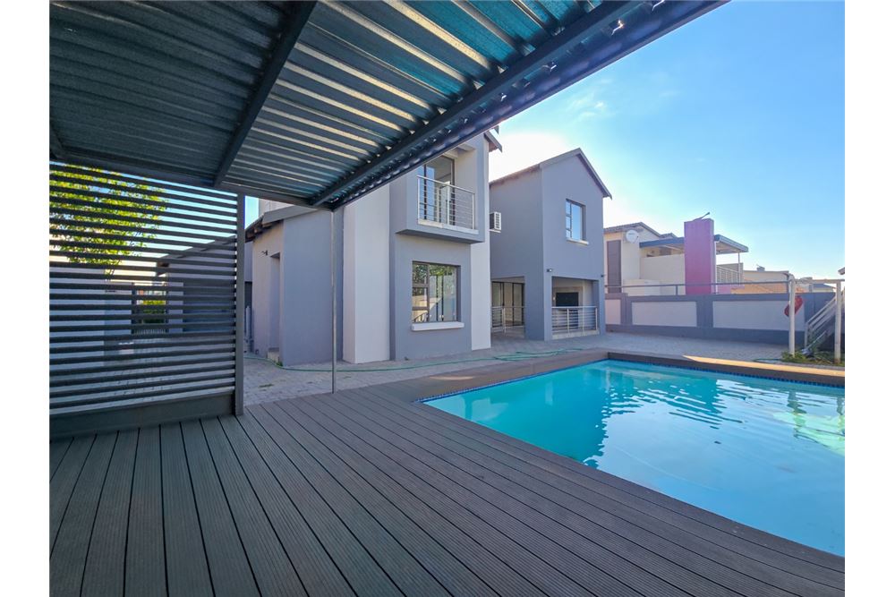 Residential - House - Zambezi Manor Lifestyle Estate, Gauteng - South Africa - 4 - 1031414140-48