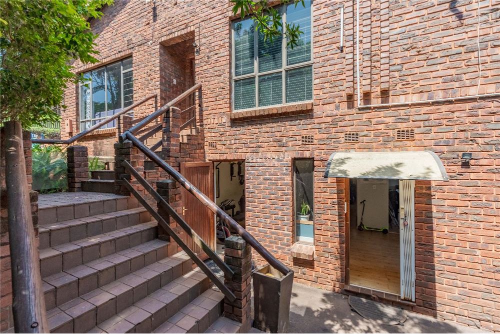 Rezidential - Case/Vile - Glen Anil, KwaZulu Natal - South Africa - 58 - 1031465099-130