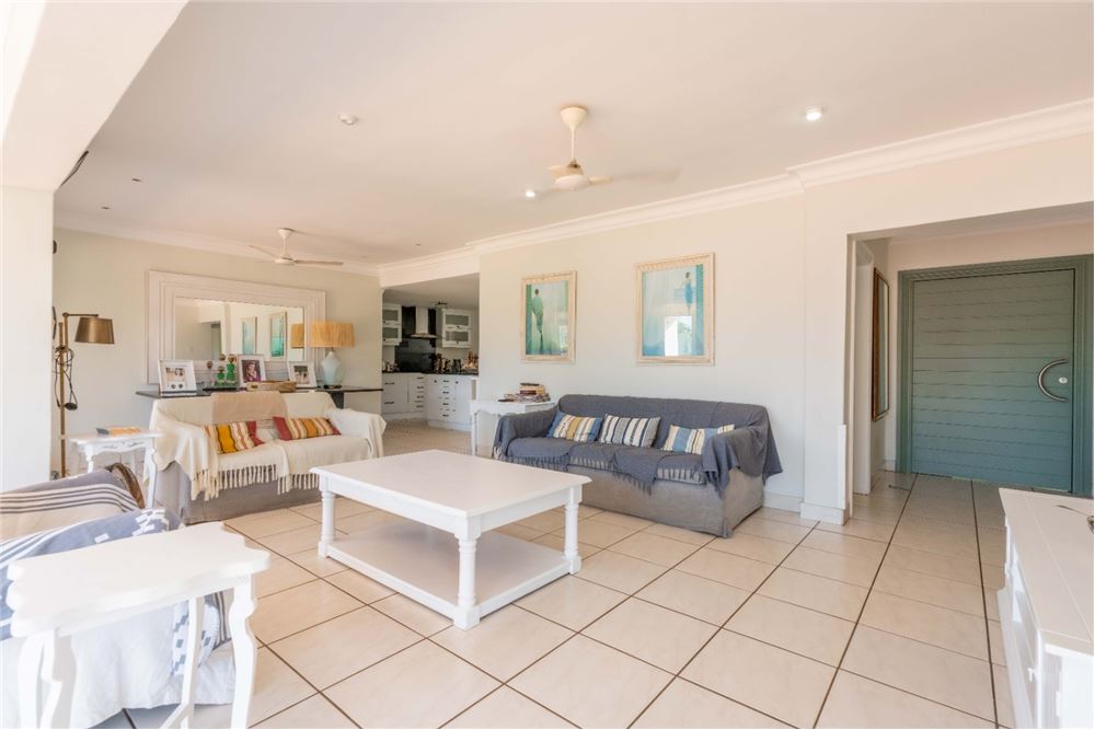 Residential - House - Umhlanga Rocks, KwaZulu Natal - South Africa - 8 - 1031465073-75