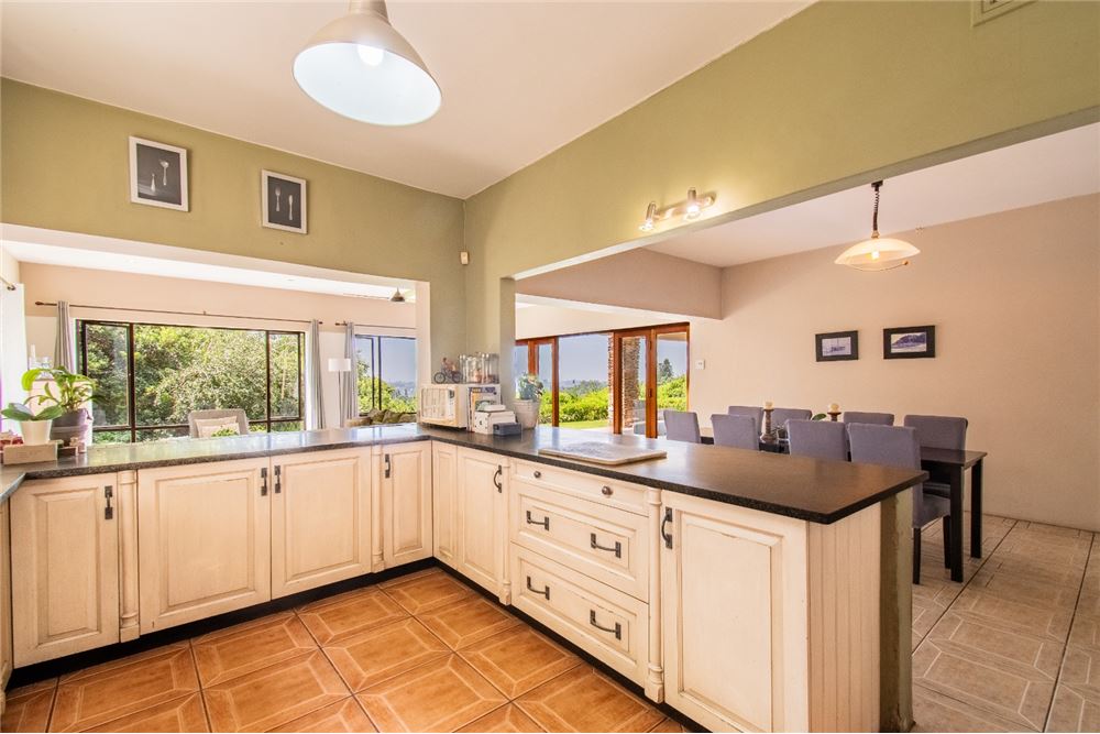 Residential - House - Westville Central, KwaZulu Natal - South Africa - 12 - 1031465101-130