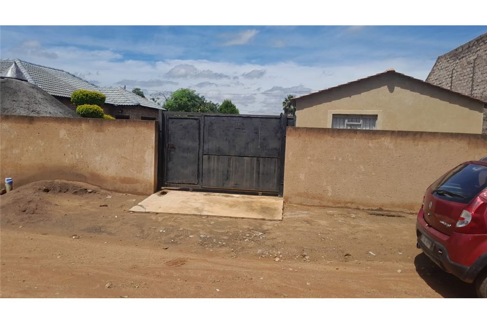 Residential - House - Soshanguve X, Gauteng - South Africa - 2 - 1031414015-771