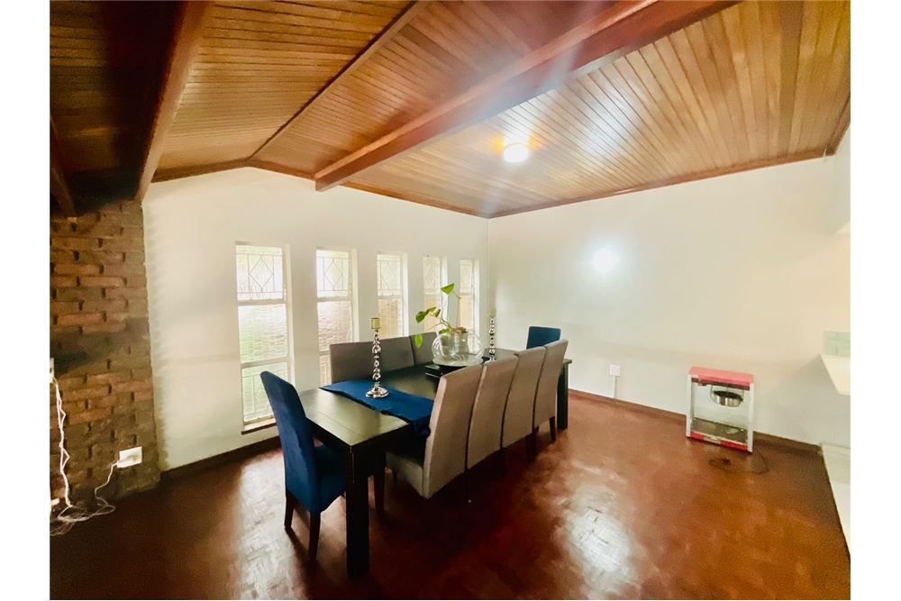 Residential - Отдельно стоящий дом - Northcliff, Gauteng - South Africa - 10 - 1031444162-23