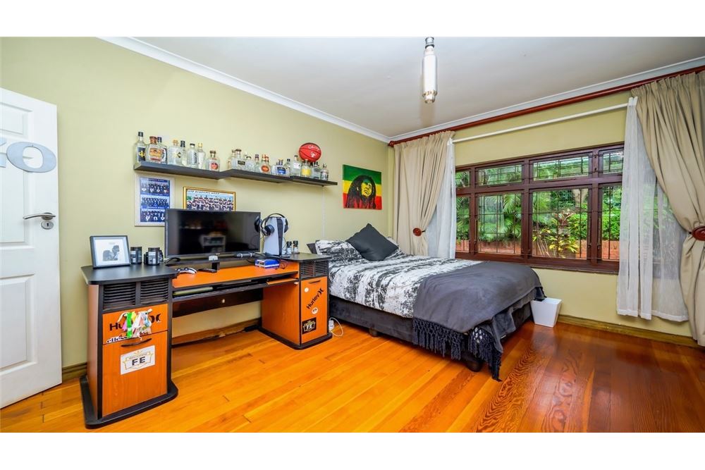 Residential - House - Durban North, KwaZulu Natal - South Africa - 31 - 1031465034-88