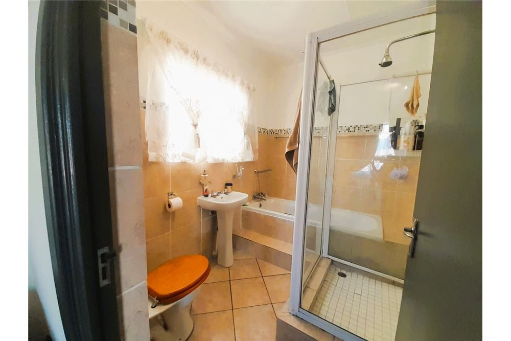 Residential - Mestna hiša - Liefde En Vrede, Gauteng - South Africa - 43 - 1031421066-371