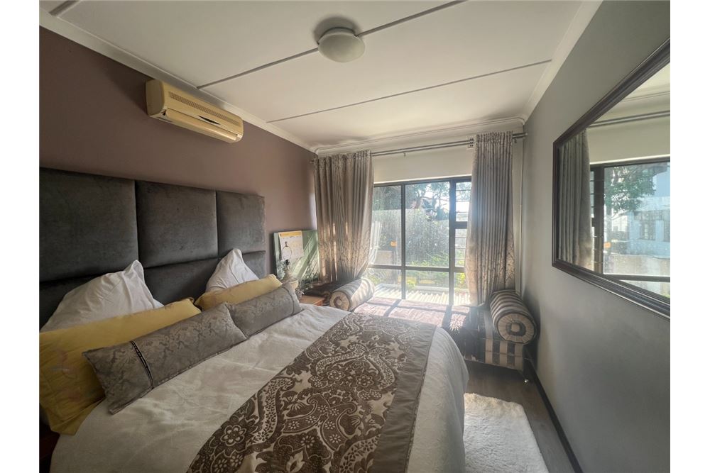 Residential - Townhouse - Glenwood, KwaZulu Natal - South Africa - 13 - 1031465092-171