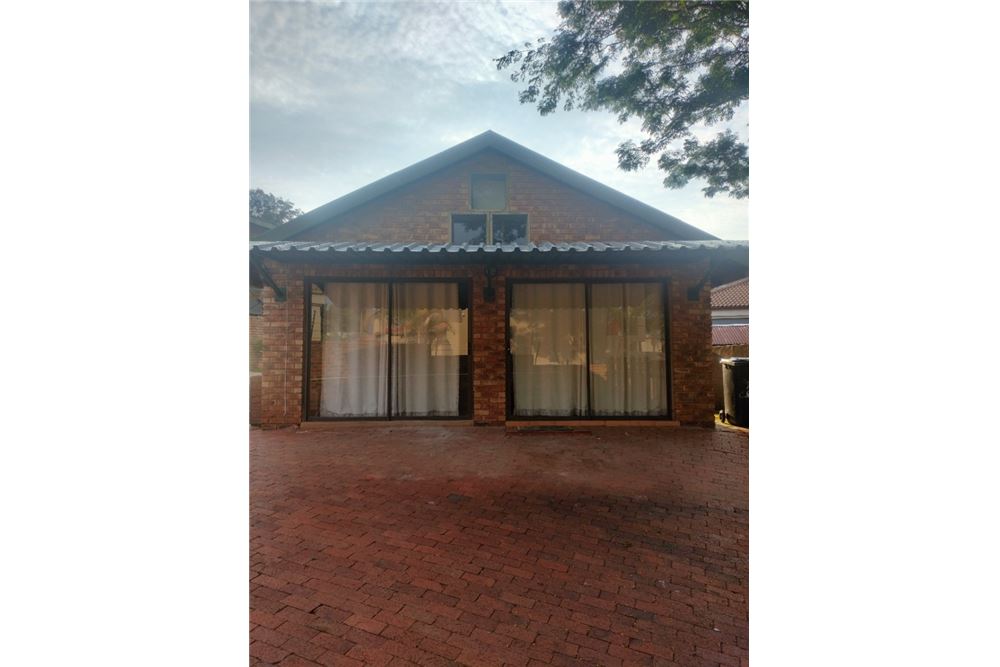 住宅 - 公寓/单元房 - Montana Park, Gauteng - South Africa - 2 - 1031414155-1